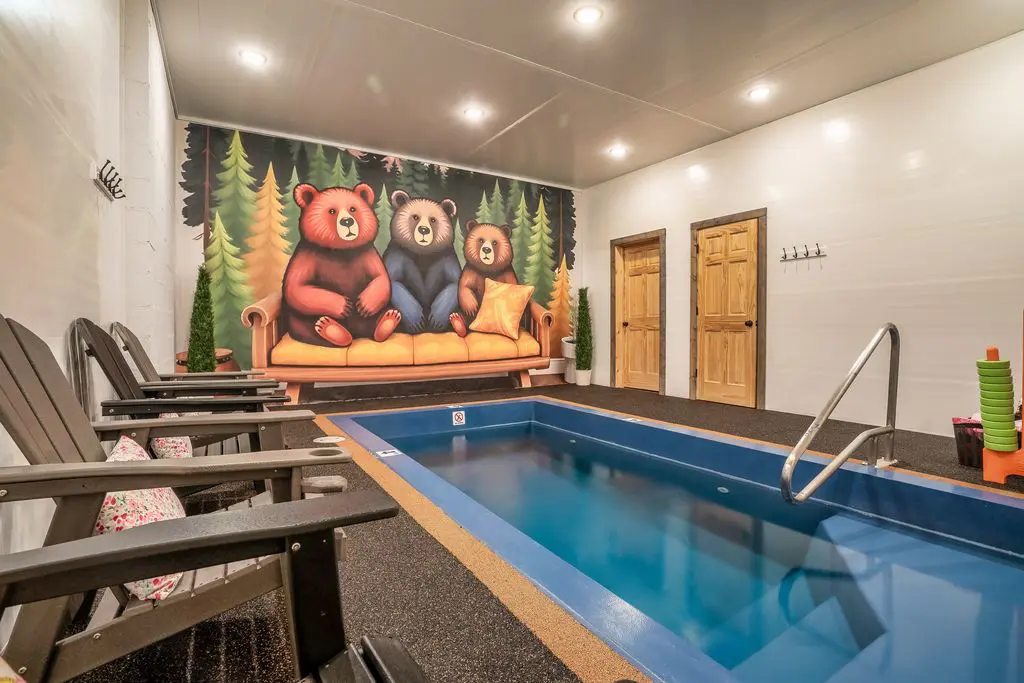 Cabin with Indoor Pool in Sevierville TN — Three Bears Retreat
